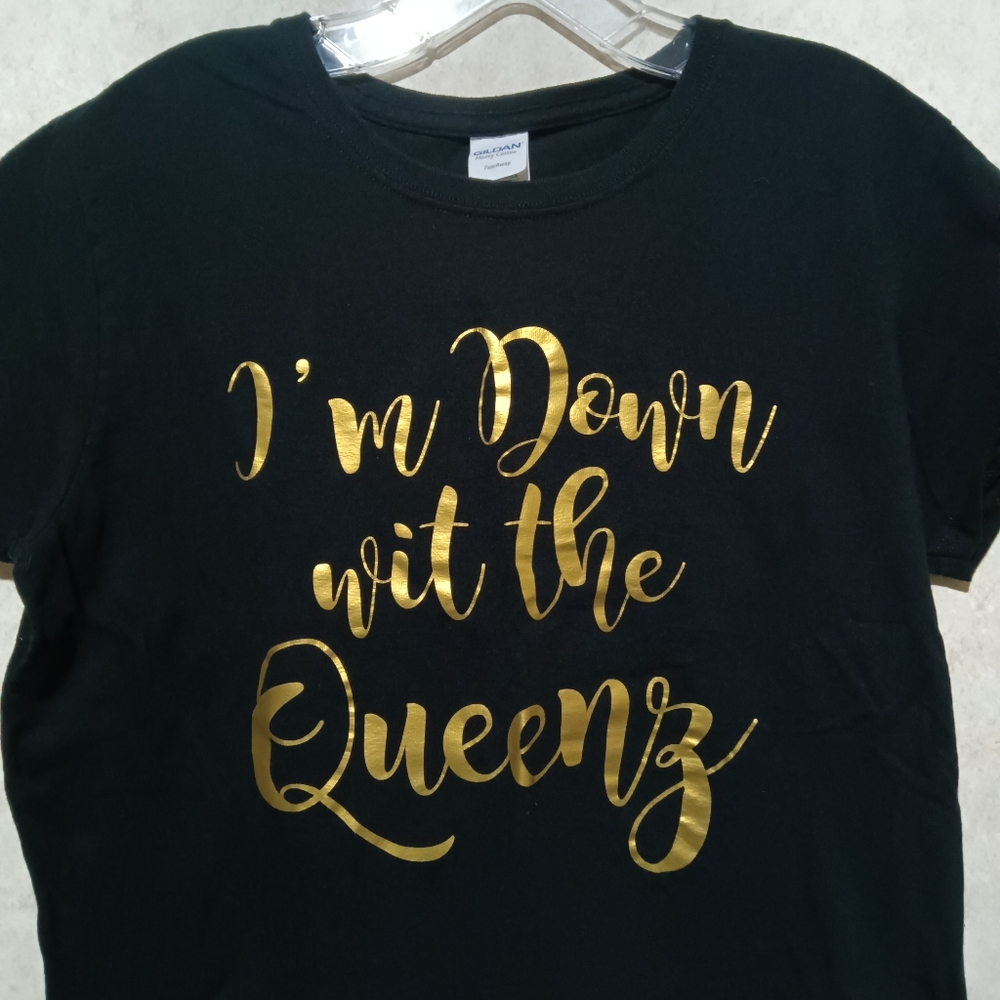 Gildan T-shirt "I'm Down wit the Queen" size large